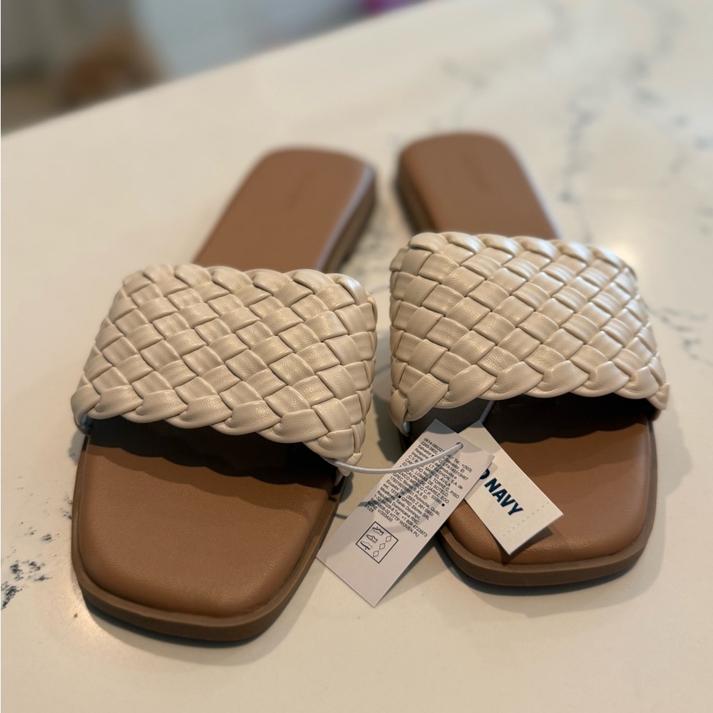 Old Navy Cream Woven Slide Sandals